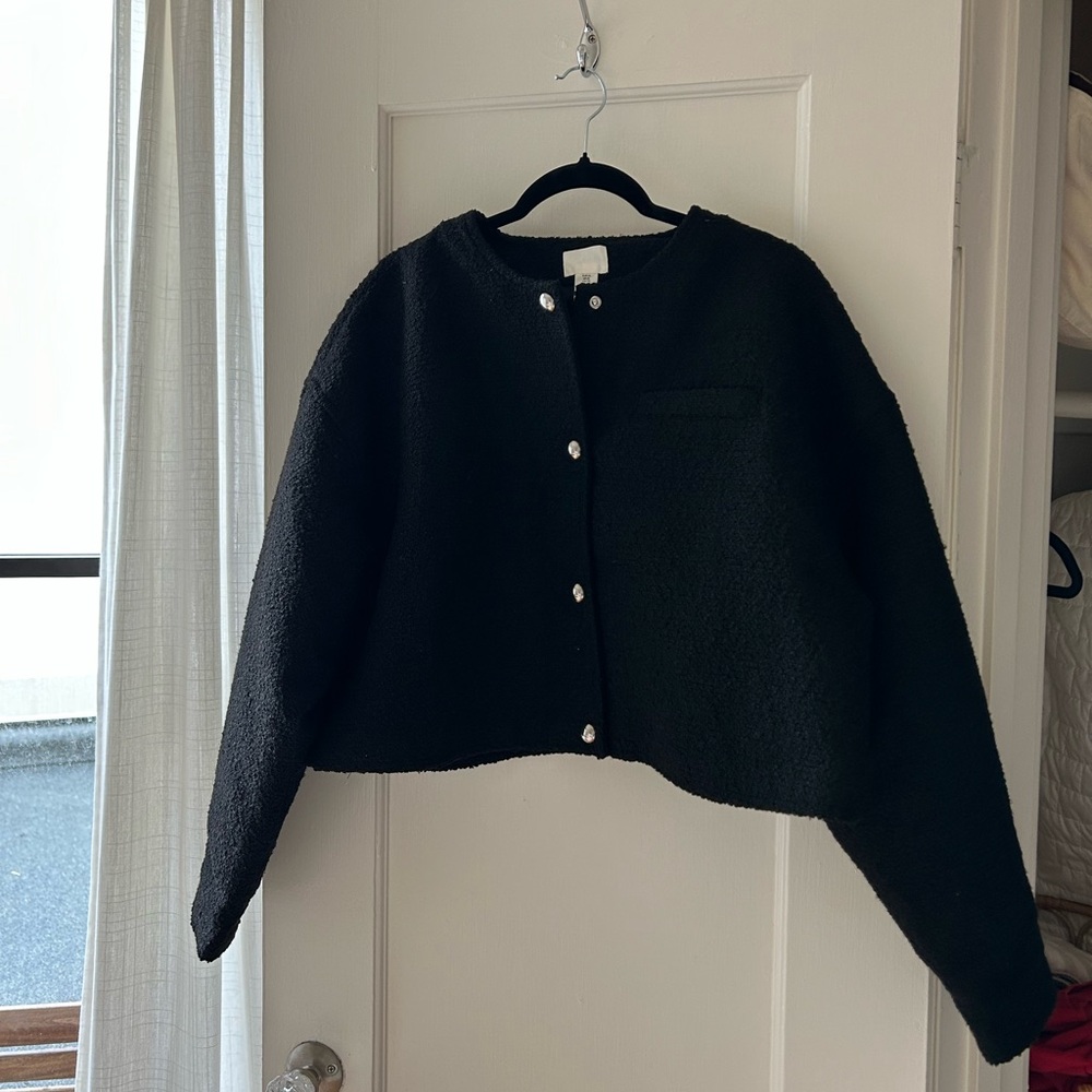 H&M Cropped Black Boucle Jacket in Size XL